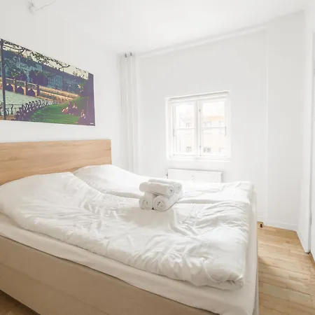 Apartment Cosy 2-bed In Great Inner Location